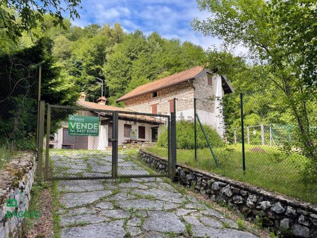 Villetta indipendente in vendita di 195 m² in Via Carfagnoi, 69