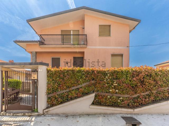 Villetta indipendente in vendita di 195 m² in Via del Carso, 5