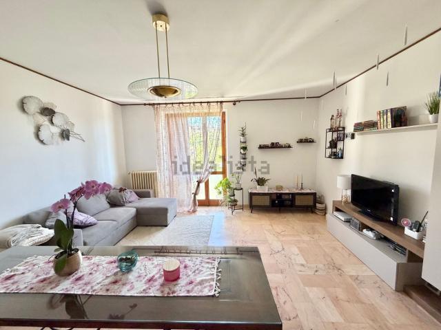 Villetta indipendente in vendita di 195 m² in Via del Traone