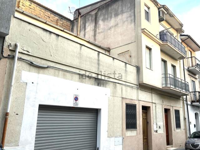 Villetta indipendente in vendita di 195 m² in Via Oberdan, 68