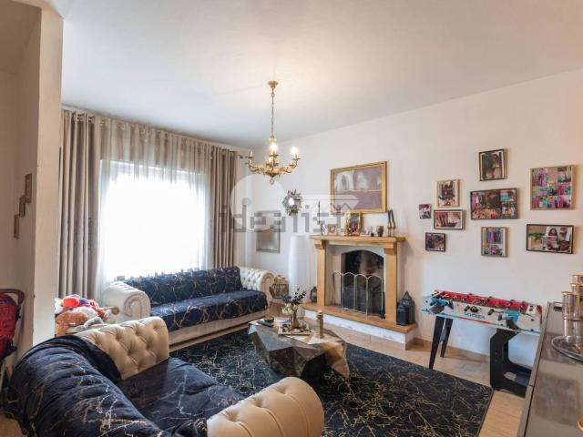 Villetta indipendente in vendita di 195 m² in Via Lazzaretto, 33