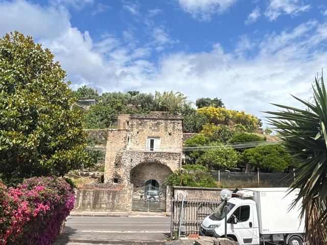 Villetta indipendente in vendita di 195 m² in Via Montetignuso