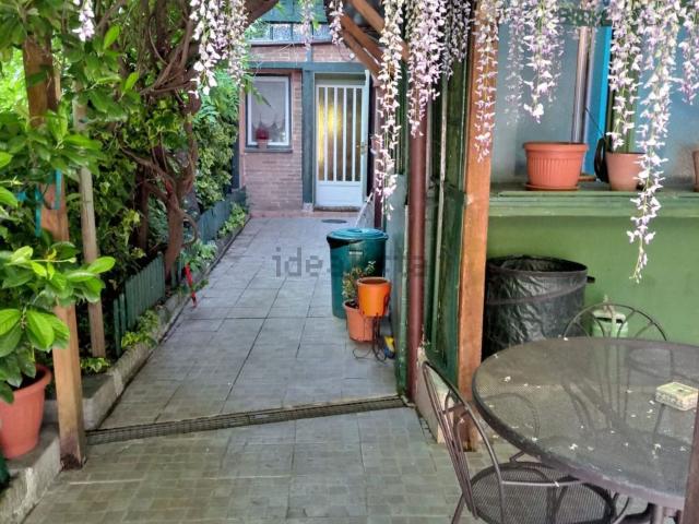 Villetta indipendente in vendita di 195 m² in Via Mazzini Giuseppe, 68