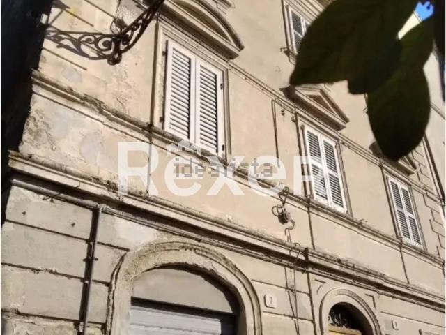 Villetta indipendente in vendita di 195 m² in Largo IV Novembre