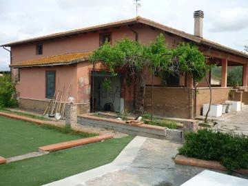 Villetta indipendente in vendita di 196 m²
