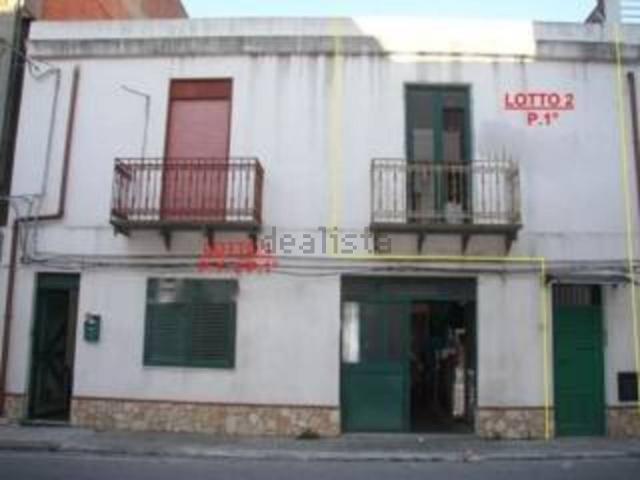 Villetta indipendente in vendita di 196 m² in Via XXI Ottobre, 10