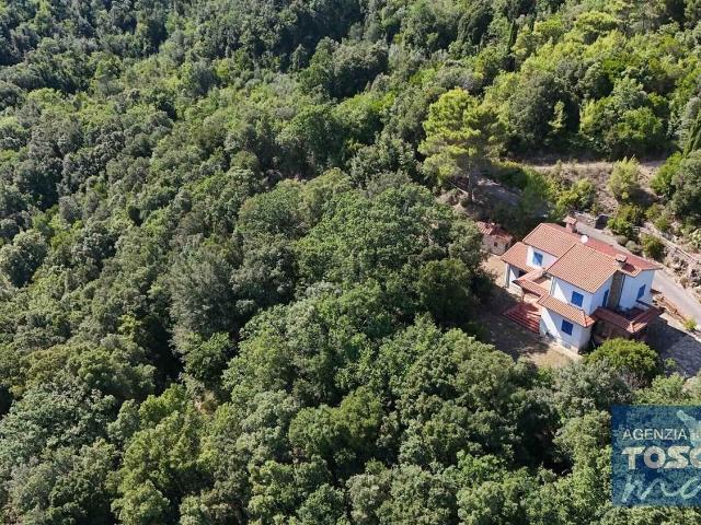 Villetta indipendente in vendita di 197 m² in Via Castagnetana, 19