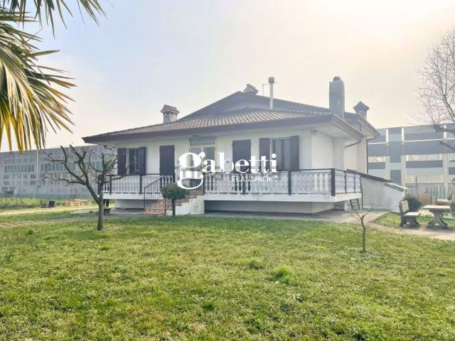 Villetta indipendente in vendita di 197 m²