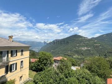 Villetta indipendente in vendita di 197 m² in Via V. Ceresola, 1