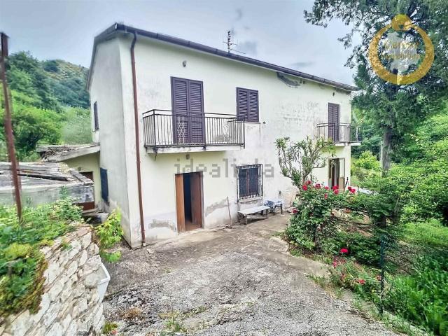 Villetta indipendente in vendita di 197 m² in Contrada Portone