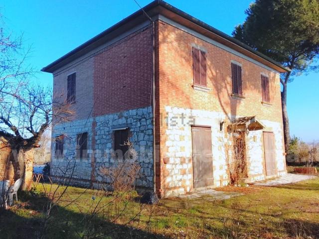 Villetta indipendente in vendita di 198 m² in Località Alberello