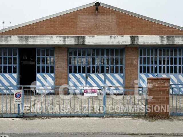 Villetta indipendente in vendita di 198 m² in Via Gaetano Pesci, 27