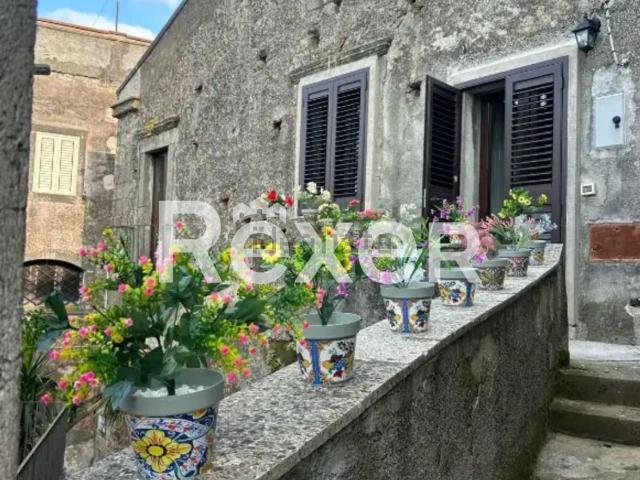 Villetta indipendente in vendita di 198 m² in Via Madonna della Catena