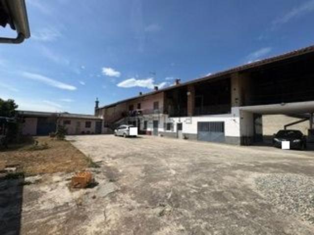 Villetta indipendente in vendita di 198 m² in Via Torino, 26