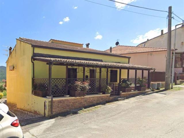 Villetta indipendente in vendita di 198 m² in Via Trimanda, 5