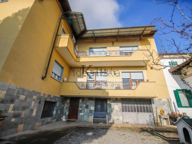 Villetta indipendente in vendita di 198 m² in Viale della Stazione, 62