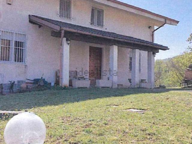Villetta indipendente in vendita di 198 m² in Frazione Oliva, 17