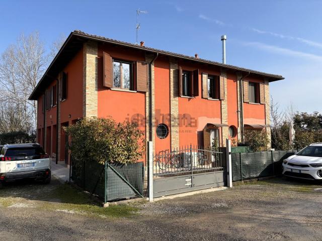 Villetta indipendente in vendita di 198 m² in Strada Statale 9 Via Emilia, 116
