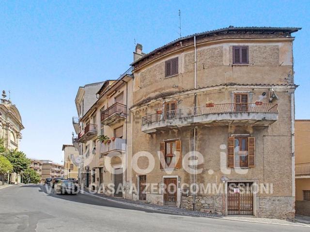 Villetta indipendente in vendita di 199 m² in Via Casilina, 107