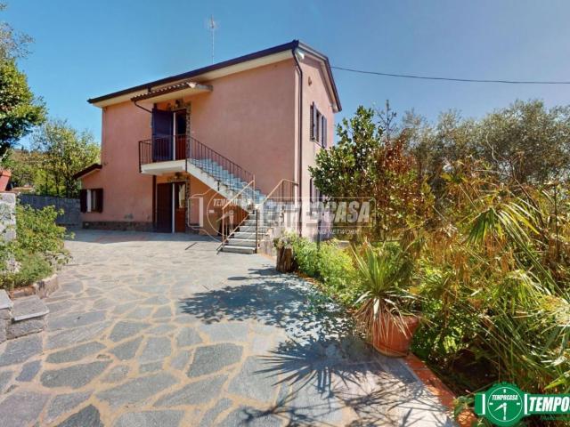Villetta indipendente in vendita di 199 m² in Via Antoniana, 68
