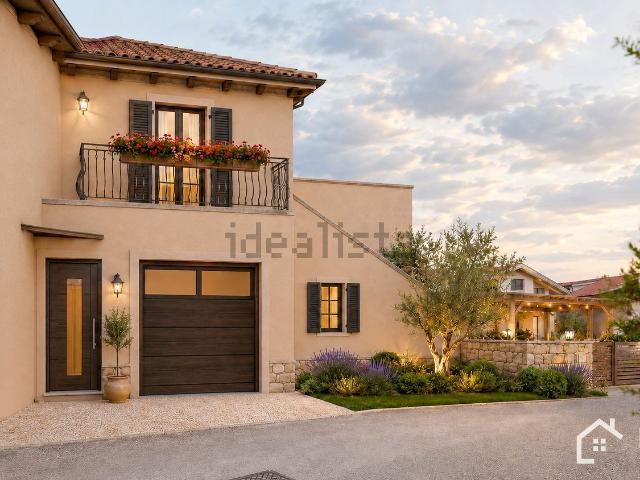 Villetta indipendente in vendita di 199 m² in Via Danubio, 57