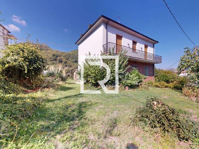Villetta indipendente in vendita di 199 m² in Via San Francesco D&apos Assisi, 44