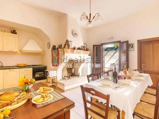 Villetta indipendente in vendita di 199 m² in Via Umberto I&apos , 17