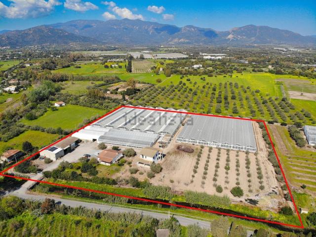 Villetta indipendente in vendita di 20000 m² in Strada Vicinale Vecchia Pula per Domus de Maria