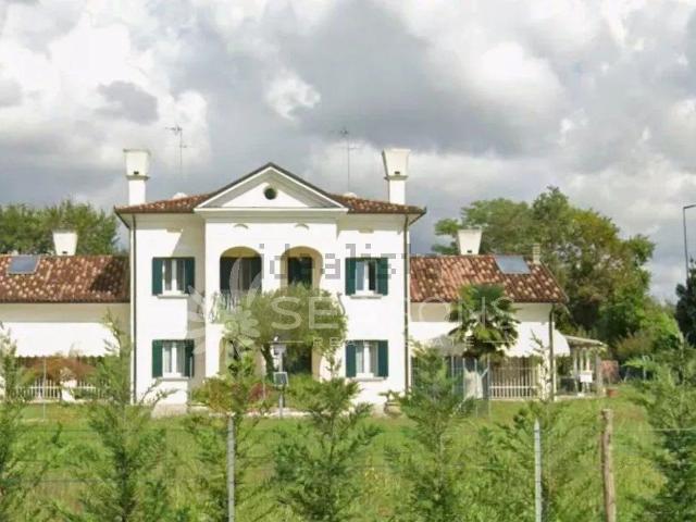 Villetta indipendente in vendita di 200 m²