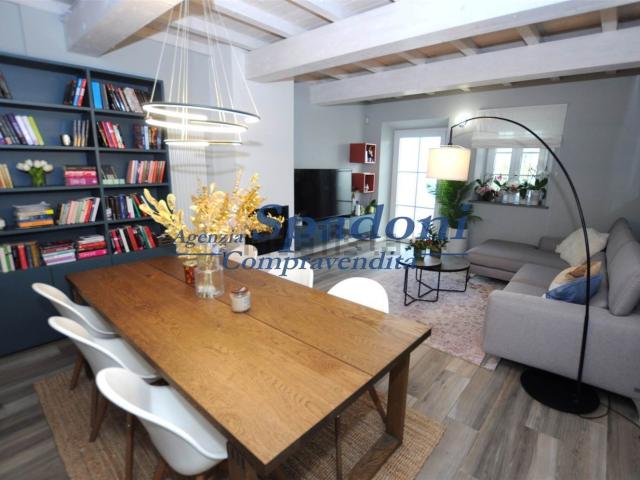 Villetta indipendente in vendita di 200 m²