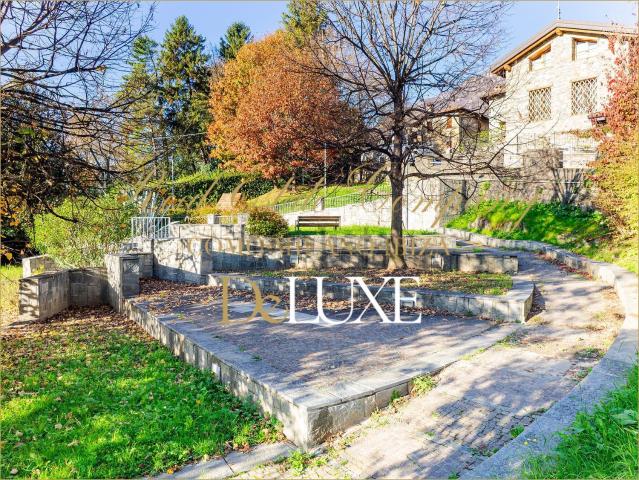 Villetta indipendente in vendita di 200 m²