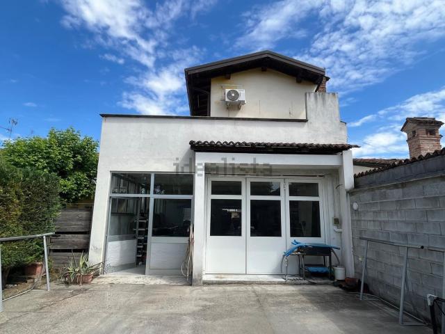 Villetta indipendente in vendita di 200 m²