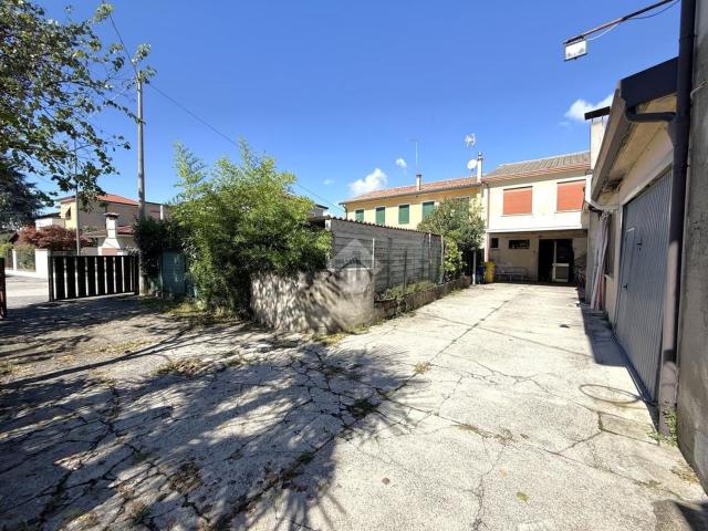 Villetta indipendente in vendita di 200 m²
