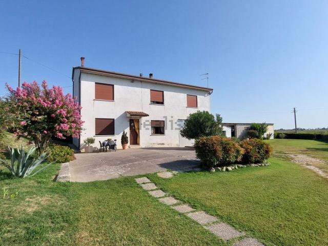 Villetta indipendente in vendita di 200 m²