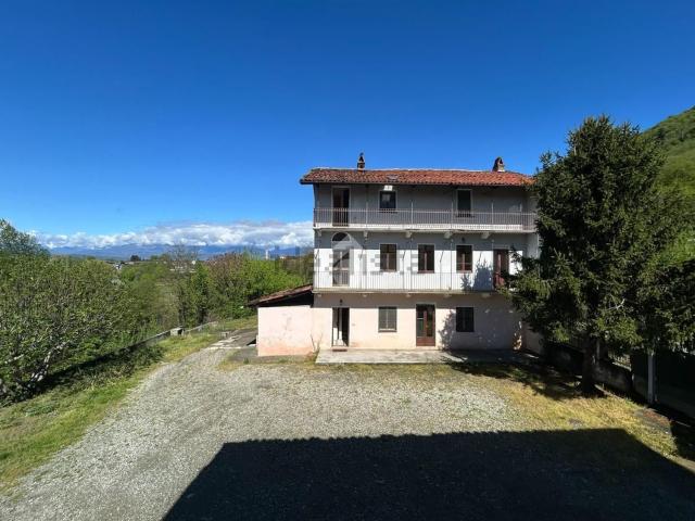 Villetta indipendente in vendita di 200 m² in Via Borgomasino, 2