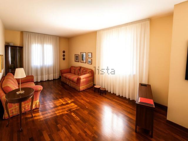 Villetta indipendente in vendita di 180 m²