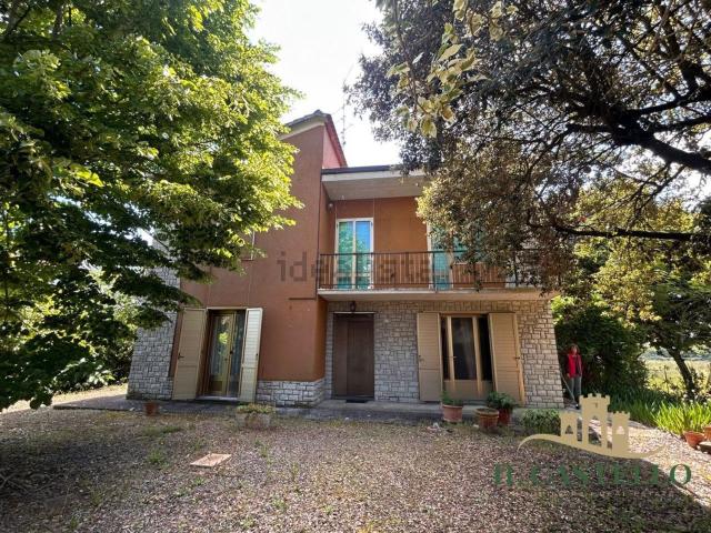 Villetta indipendente in vendita di 200 m² in Strada Regionale 599