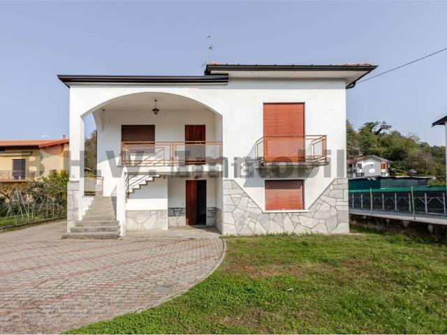 Villetta indipendente in vendita di 200 m²
