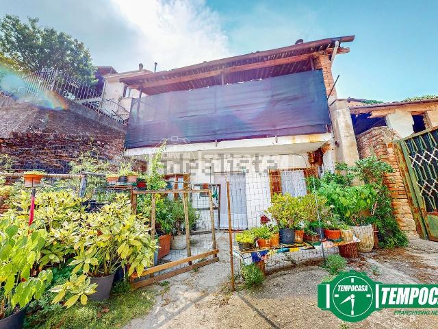 Villetta indipendente in vendita di 200 m² in Via Cesare Battisti