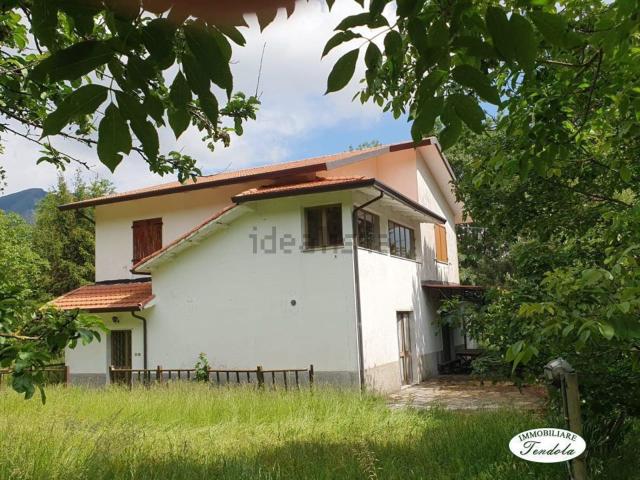 Villetta indipendente in vendita di 200 m²