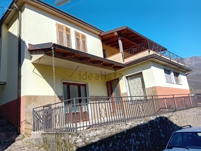 Villetta indipendente in vendita di 200 m²