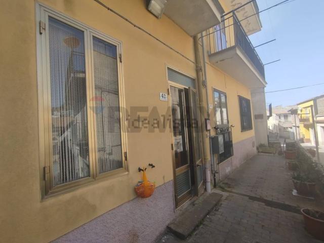 Villetta indipendente in vendita di 200 m² in Via Colonna, 42
