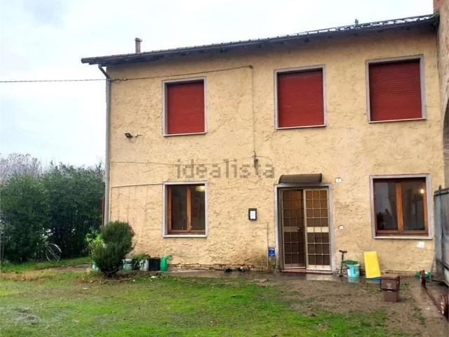 Villetta indipendente in vendita di 200 m² in Via Contrada, 1