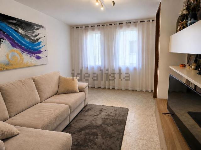 Villetta indipendente in vendita di 200 m² in Via Cavion