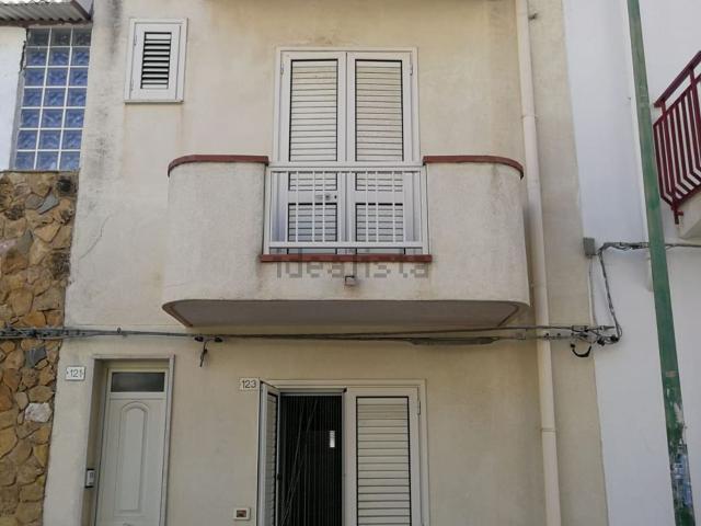 Villetta indipendente in vendita di 200 m² in Via Caboto