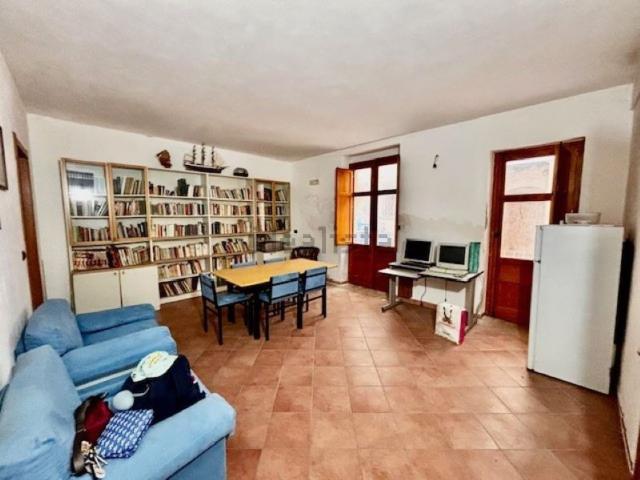 Villetta indipendente in vendita di 200 m² in Via Camillo Benso Conte di Cavour, 26