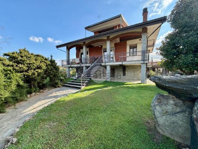 Villetta indipendente in vendita di 200 m² in Via Caselette, 55