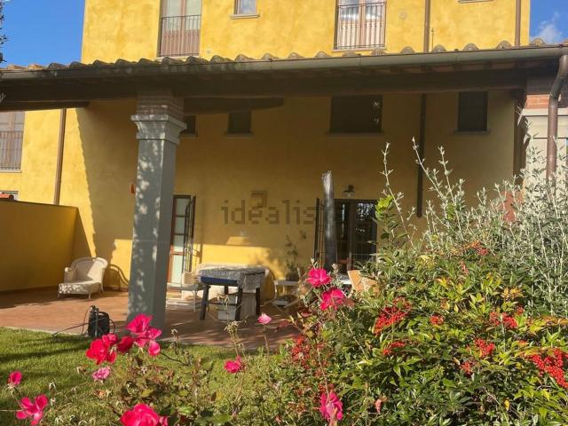 Villetta indipendente in vendita di 200 m² in Via Castelnuovo, 50