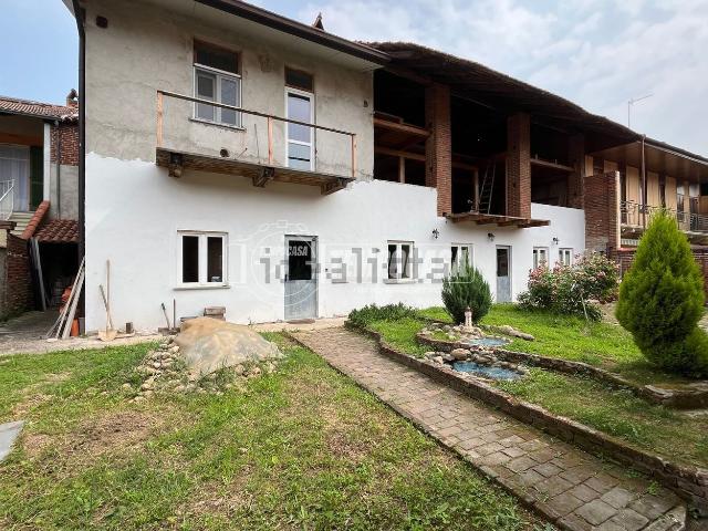 Villetta indipendente in vendita di 200 m² in Via Cesare Balbo