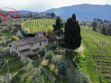 Villetta indipendente in vendita di 200 m² in Via Chiantigiana